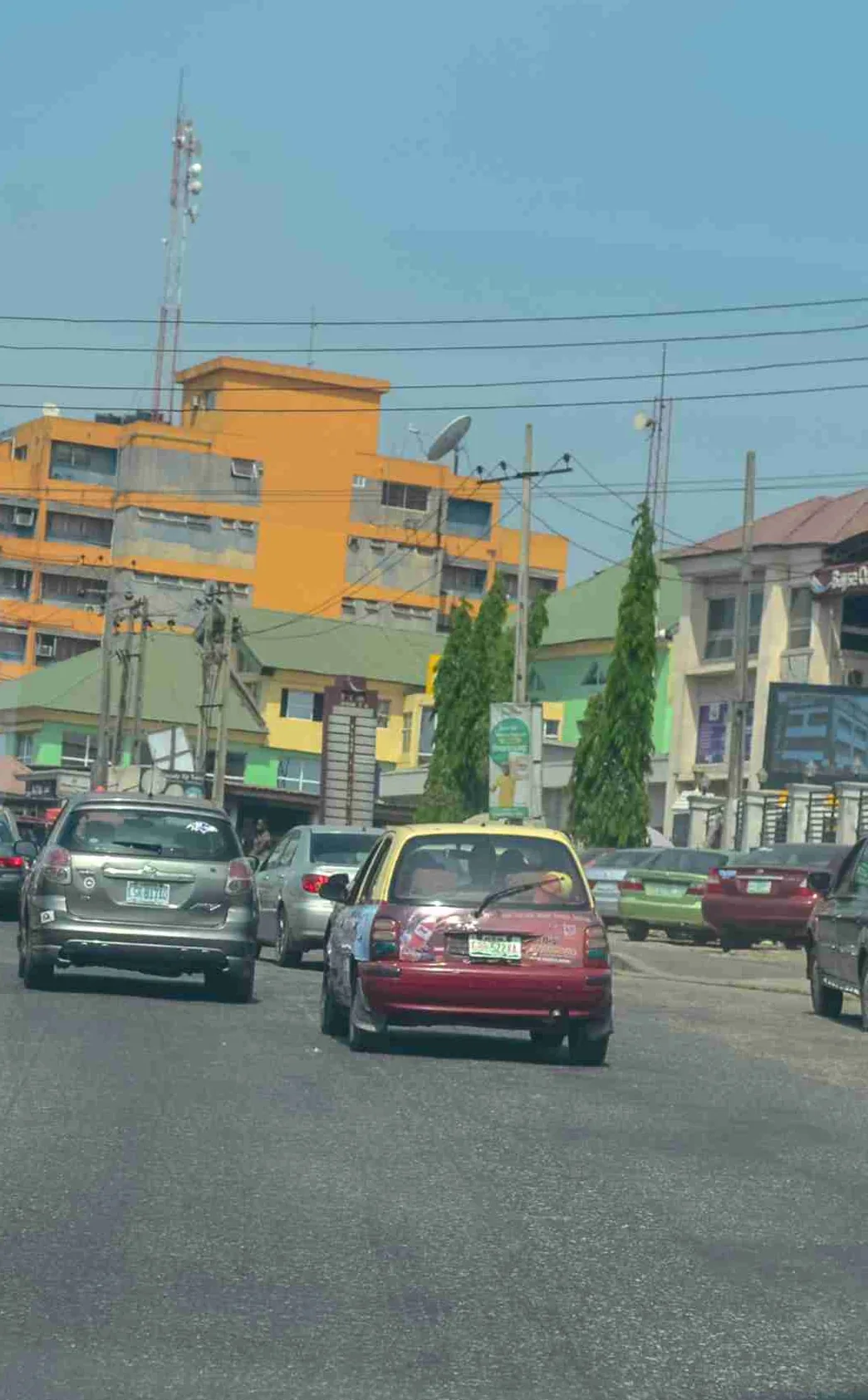 Street scene in Balogun, Oyo